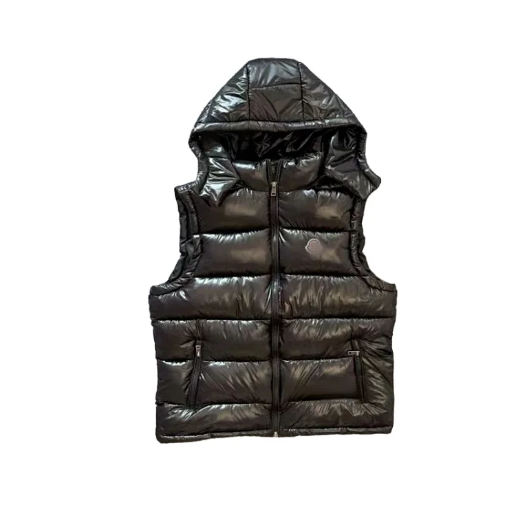 Black down vest hat m