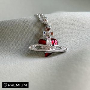 2 options heart-shaped necklaces