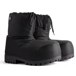 Balenciaga Alaska Ski Boots Black