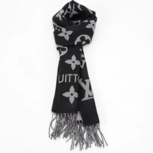 Louis Vuitton Scarf #2