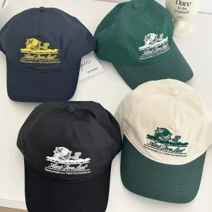 5 options Retro baseball caps