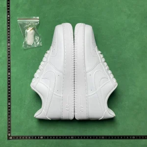 16 options DC sneakers