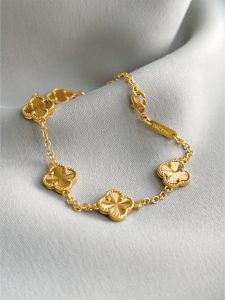 V gold Italian precision brushed texture high-end minimalist bracelet