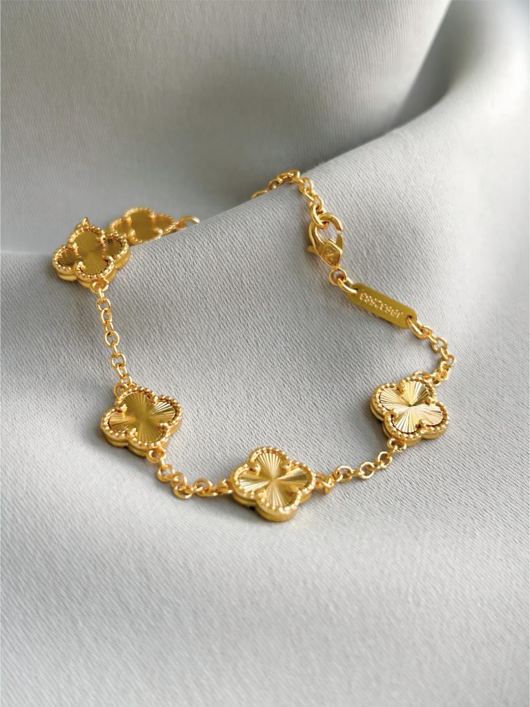 V gold Italian precision brushed texture high-end minimalist bracelet