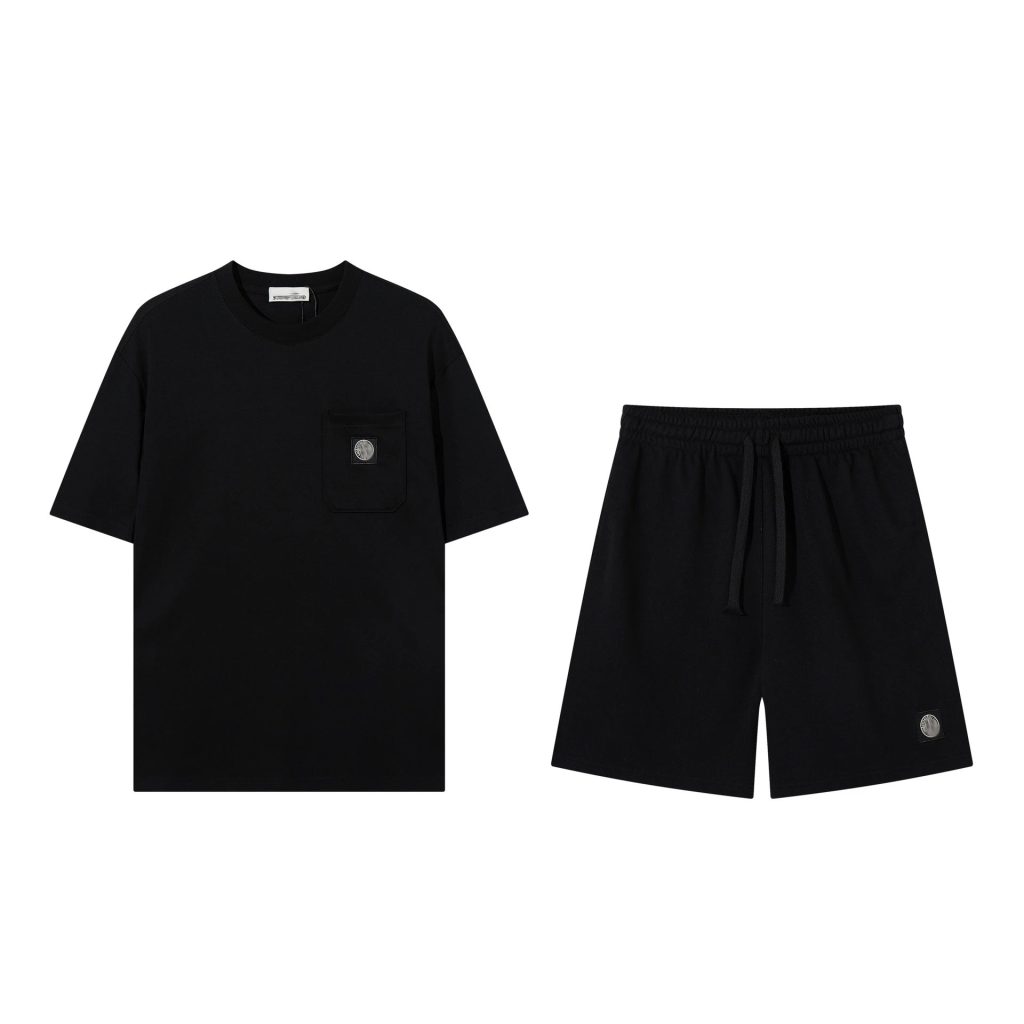 Stone Compass Badge T-shirt Set