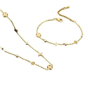 Unique Design Four Leaf Flower Bracelet & Necklace