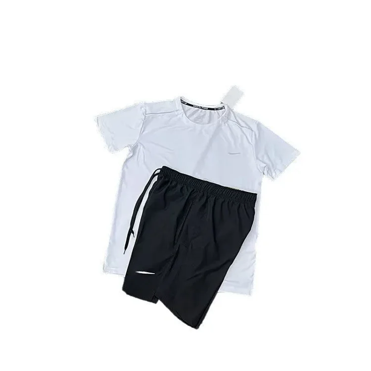 Nike Quick Dry Training Set