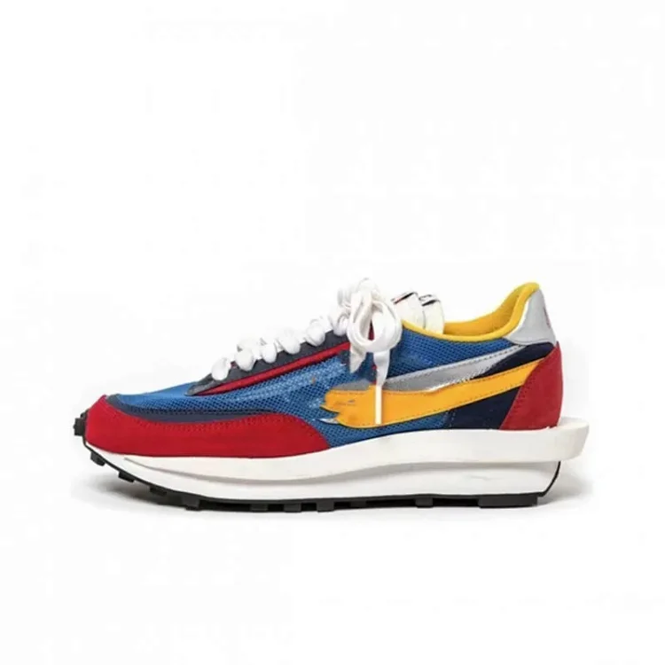 Nike sacai 2.0 Collaboration Elevating Running Shoes