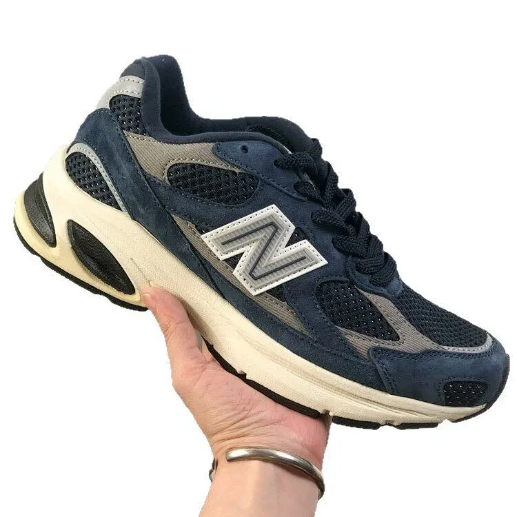 New Balance 2010 Durable Low Top Running Shoes