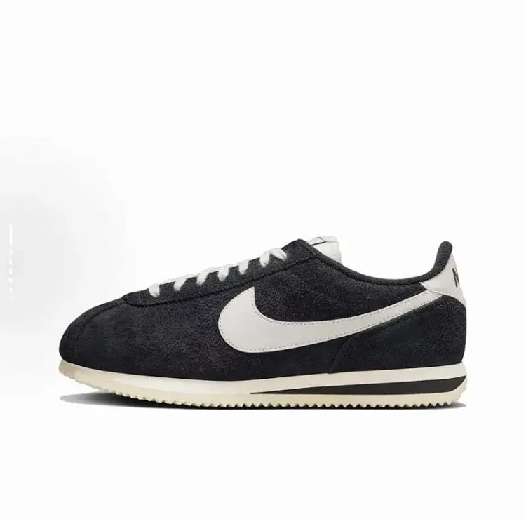 Nike Cortez Classic Vintage Running Shoes