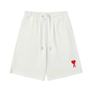 Ami Small Heart Embroidered Straight Leg 5-Inch Shorts