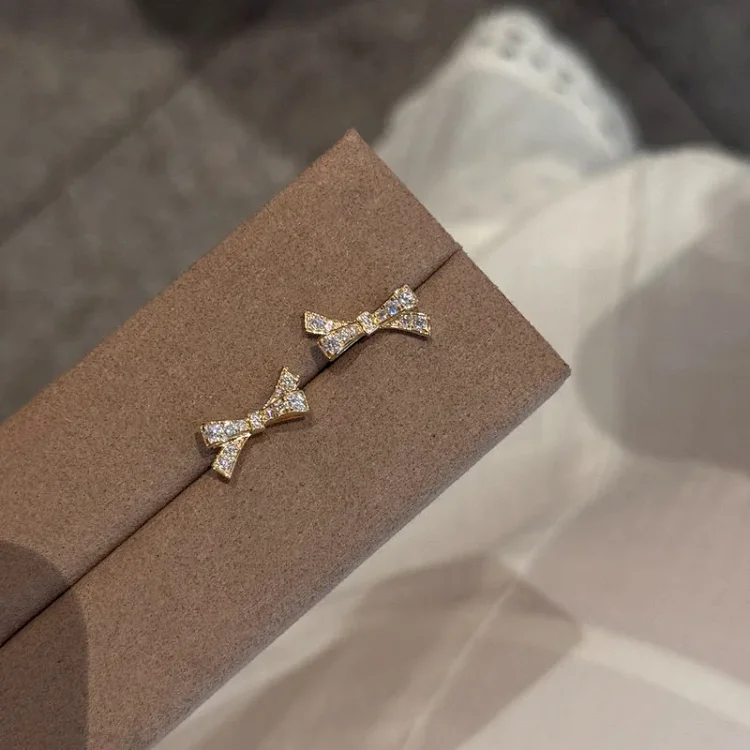 Japanese Jewelry Super Sparkly Full Diamond Bow Stud Earrings
