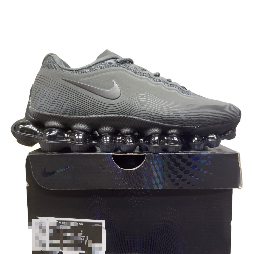 Nike Air LIQUID MAX AW Cushioned Running Shoes